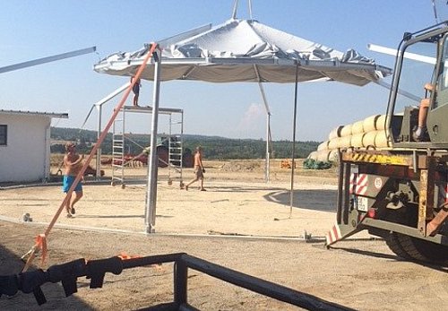 Výstavba kryté lonžovací haly