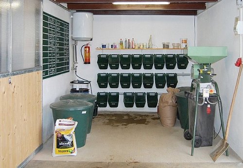 Stáj a zázemí pro klienty