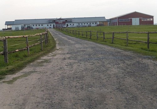 Stáj a zázemí pro klienty