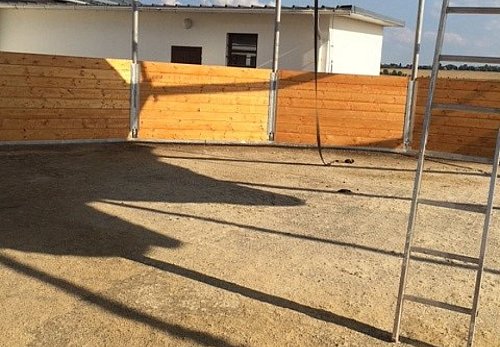 Výstavba kryté lonžovací haly