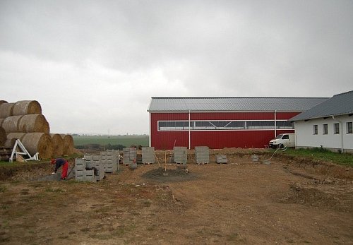 Výstavba venkovních boxů