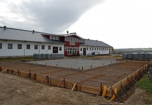 Výstavba venkovních boxů